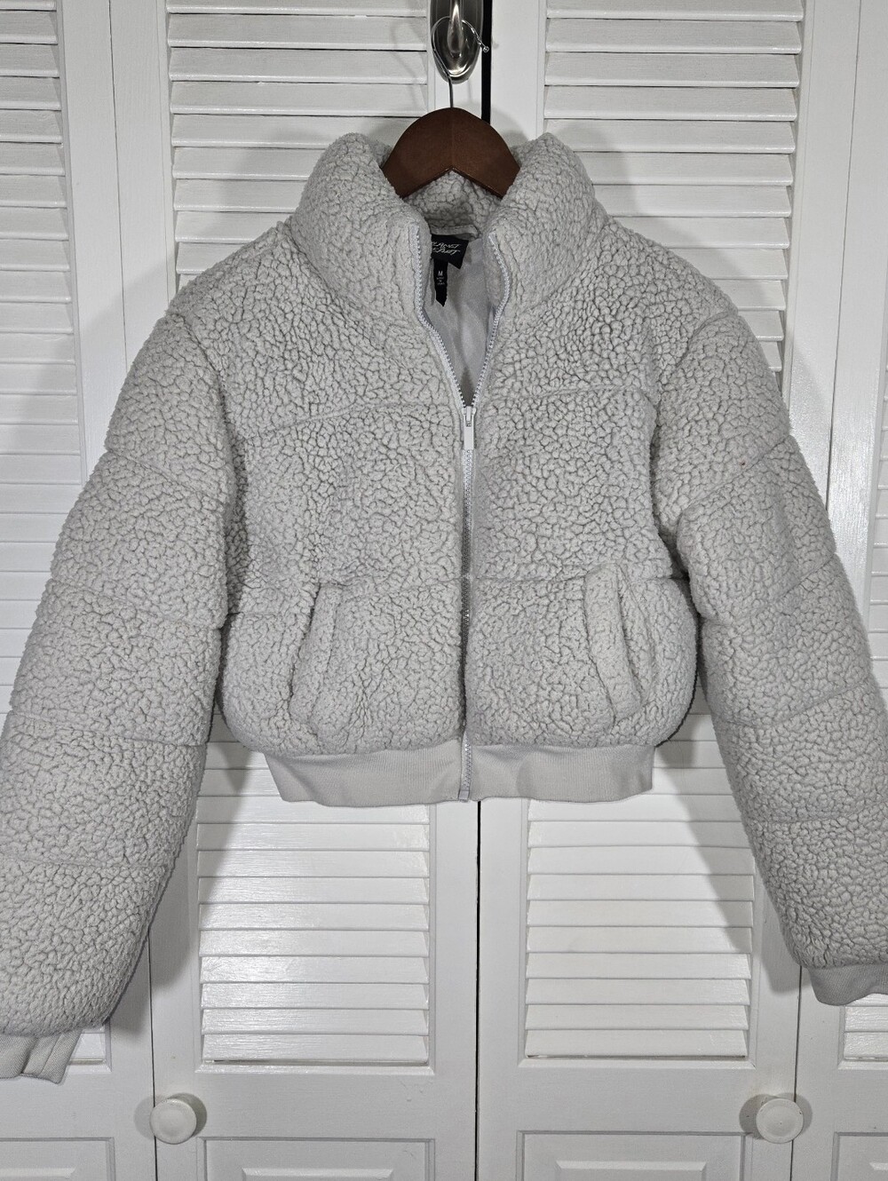 Planet Heart Gray Cropped Full Zip Juniors Sherpa Puffer Jacket Sz M